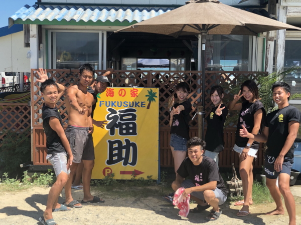 志賀島の海の家福助のスタッフ